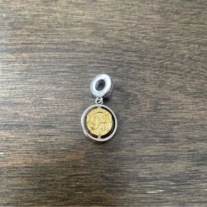 New Sterling Silver 925 Harry Potter Platform 9 3/4 charm